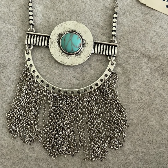 NWT Silver Tone Turquoise Fringe Pendant Necklace 22 + 2" - Picture 2 of 6